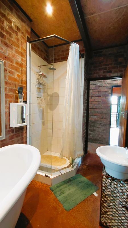 4 Bedroom Property for Sale in Pellissier Free State